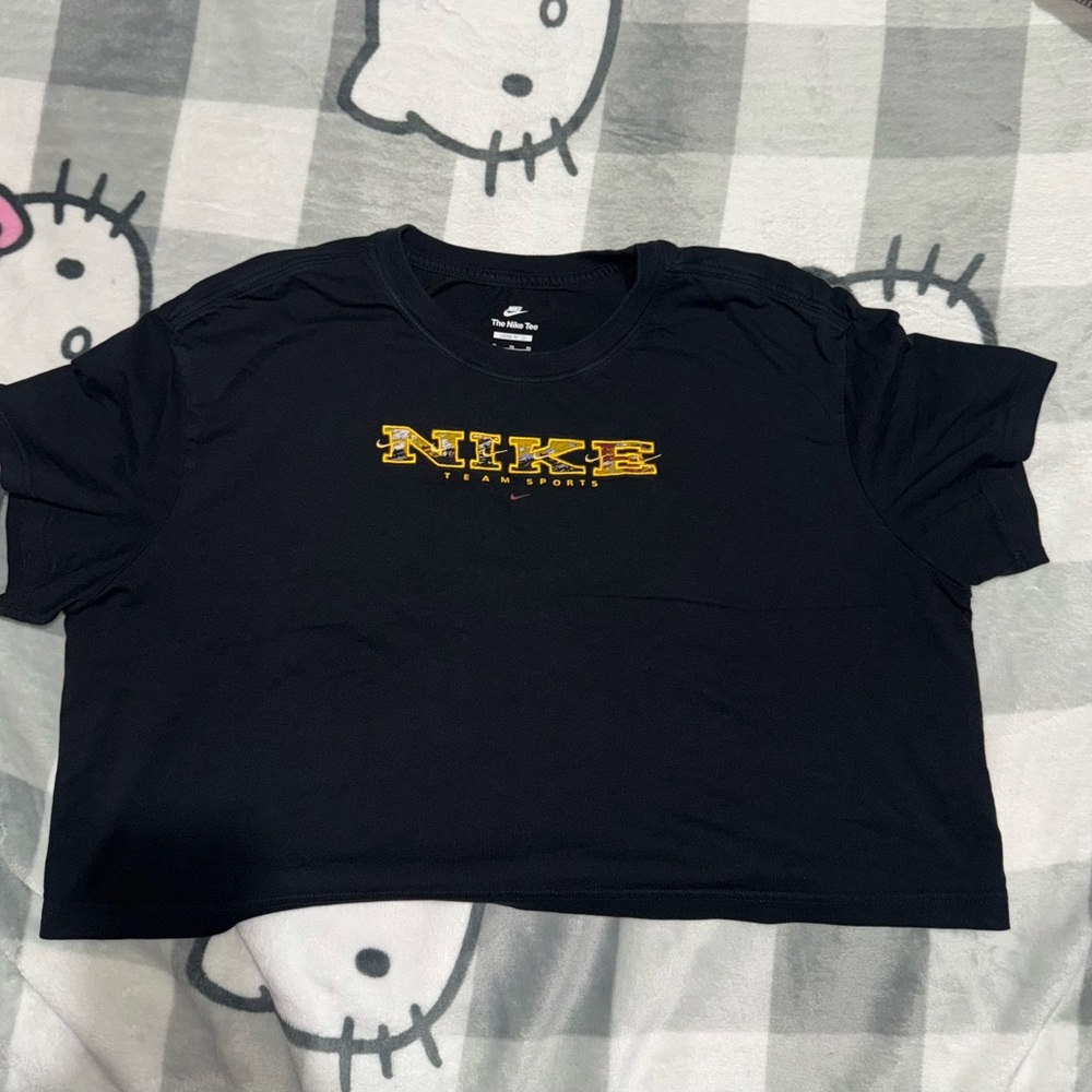 Cropped Nike Black Tee with Yellow Logo